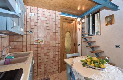 Pontone House | Pet-Friendly Retreat: Pontone on the Sea Apartment