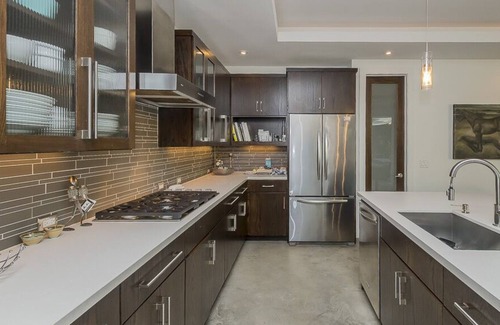 Barton Heights House | Pool | 4 Beds | Sleeps 8 - WalkerVR Zilker Villa!