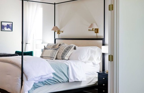 The Homestead House | * Pool | 8 Beds | Sleeps 14 - WalkerVR