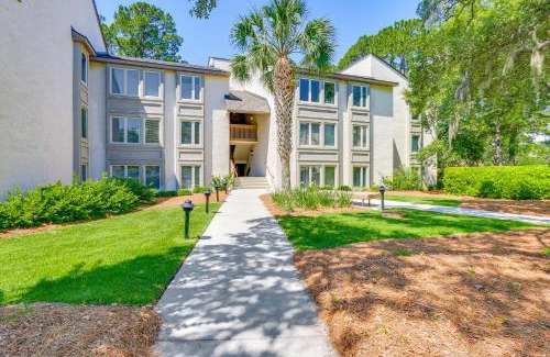 South Beach Apartment | Serene Sea Pines Villa: Steps to Beach & Oceanfront Bliss