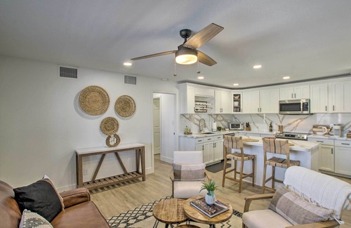 Apache Junction Condo | Scenic Apache Junction Condo with Pool and Mountain Views