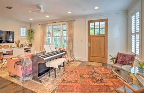 Bouldin House | Relaxing Austin Retreat with Pool and Hot Tub Amenities