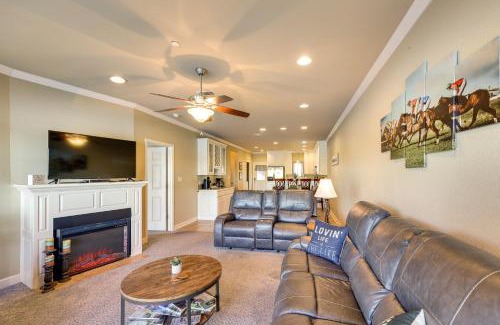 Lake Hamilton Apartment | Tranquil Hot Springs Condo on Lake Hamilton with Pool Access