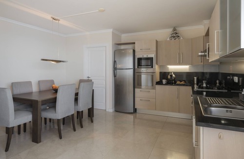 Estrela da Calheta Apartment | Oceanfront Pool & View - Calheta Victory View Awaits
