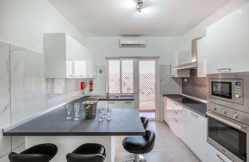 Swieqi Apartment | Relax at Pool Apartment - Hosted by Sweetstay