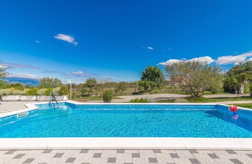 Podgradina Apartment | Family-Friendly Pool Apartments with Ocean Views at Nika