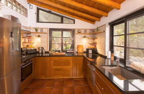 Garafia House | Discover Pool Finca La Placita: Tranquility Above the Clouds