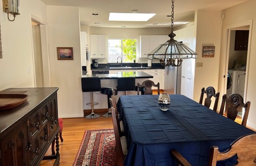 La Jolla Shores House | Family-Friendly Hotel with Pool, Foosball & Blocks to Beach