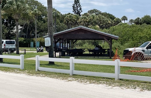 Hawks Park House | Cozy Home with Pool Just Minutes from River and Beach