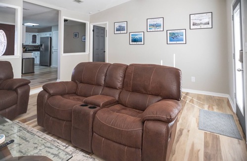 Northwest Pensacola House | Ideal Pool Home in Central Pensacola, Close to Beaches