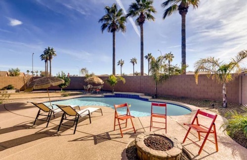Laveen House | Inviting Pool Home for 9 with Fire Pit & BBQ Access