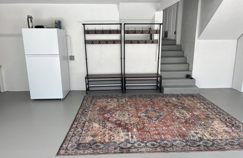 Dover House | Pool, Hot Tub , 4-bedroom house in charming Dover with WiFi, AC. Enjoy your stay
