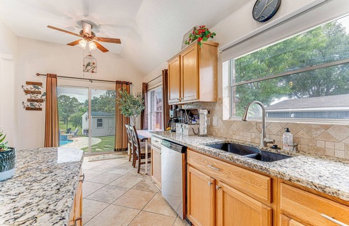 Round Rock House | Relaxing Round Rock Retreat with Private Pool & Hot Tub