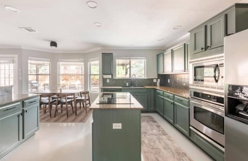 Deer Park At Maple Run House | Ultimate Oasis: Pool, Hot Tub & Arcade Fun Await You