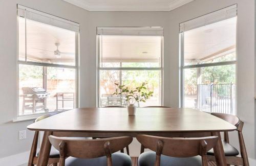 Deer Park At Maple Run House | Pool-Hot Tub-Putting Green-Sauna-Arcade-Oasis
