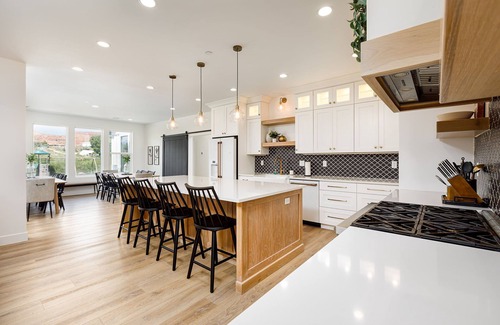 Kanab House | Unwind with Pool, Hot Tub & Family Fun at Our Hotel