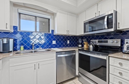 St. Pete Beach Condo | Caprice: Beachfront Bliss with Ocean Views and Amenities