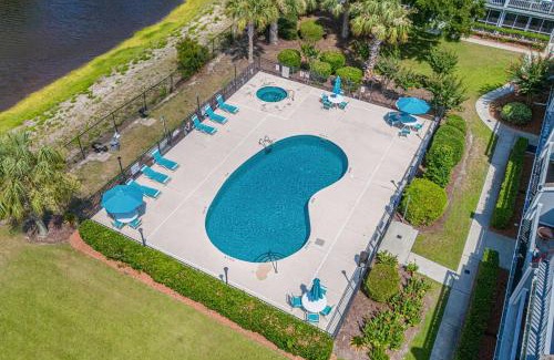 Surfside Beach House | Oceanview Retreat: Pool Overlook 11D GCR, Rated 10/10