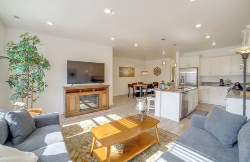 Eagle House | Pool, Park & Peace: 'Skyview Landing' in Eagle!