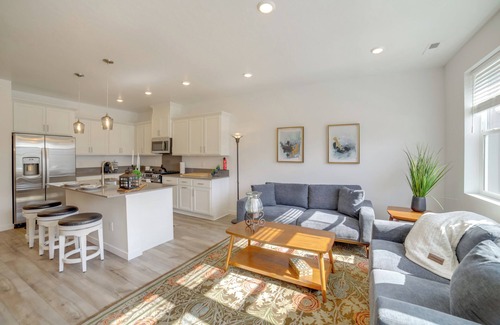 Eagle House | Pool, Park & Peace: 'Skyview Landing' in Eagle!