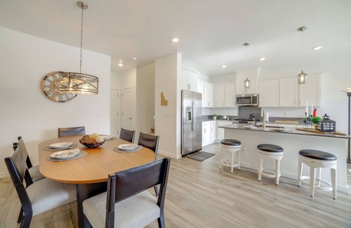 Eagle House | Pool, Park & Peace: 'Skyview Landing' in Eagle!