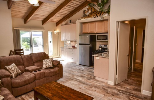 Mount Helix House | Experience Relaxation at Pool Side Safari Cabin Retreat