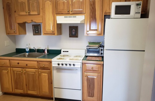 Hiawassee Cabin | Scenic Retreat with Pool, Kitchen & Pet-Friendly Comfort