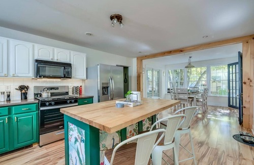 Canton House | Pool Table & More Spacious Family Fun