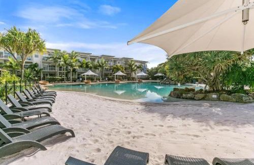 Kingscliff Apartment | Tranquil Pool View Apartments at Peppers Salt Resort