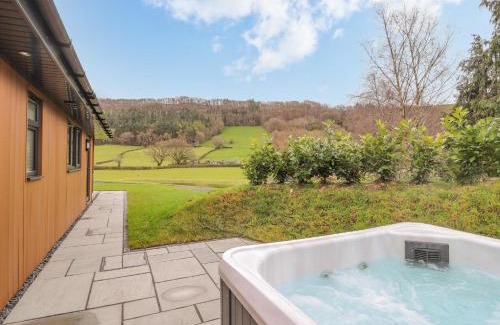 Meifod House | Serene Pool View Retreat with Child-Friendly Amenities