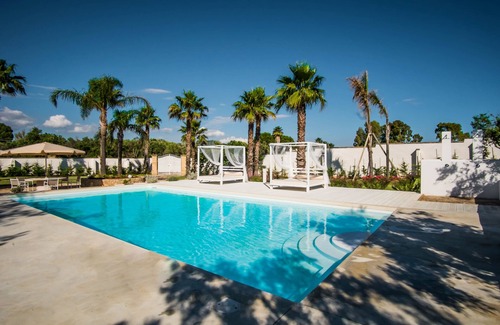 Torre San Giovanni Villa | Relaxing Pool View Villa with Free Wi-Fi in Salento
