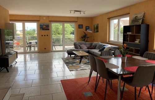 Wolfisheim House | Tranquil Pool Villa Surrounded by Lush Greenery