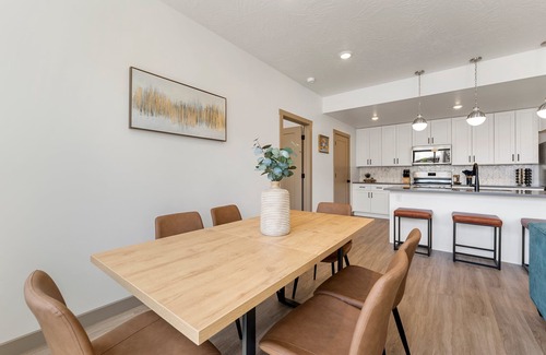 St. George Condo | Poolside at Terra: Lazy River + Hot Tub