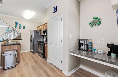 Corpus Christi House | Poolside Canalside Standalone 3BR 3.5BA @The Breezeways across from Balli Beach