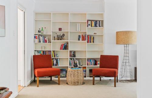 Lindfield House | Relaxing Poolside Retreat in Sydney - Perfect for Families