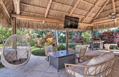 Florida North Atlantic Coast House | Exquisite Tropical Palm Beach Retreat with Pool & Spa