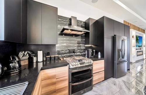 Woodland Hills House | Poolside Paradise Villa: 5BR, 4BA oasis for ultimate relaxation!