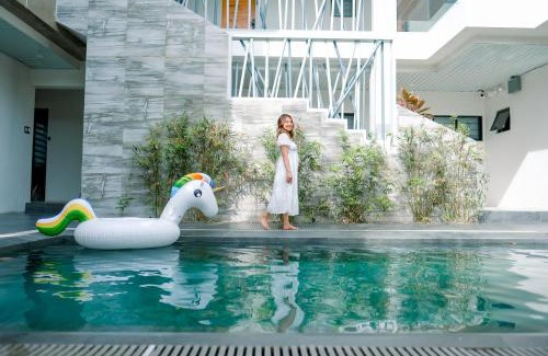 Bacolod Apartment | Poolside room for 2 pax with breakfast