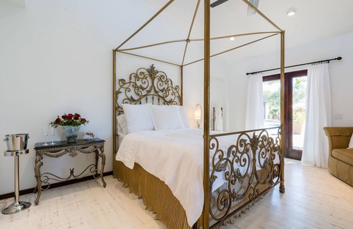 Morgan Hill House | Beautiful Poolside Suite with Private Rose Garden Oasis