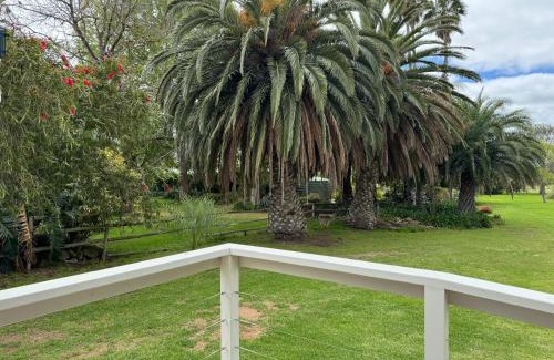Warrow Cabin | Poona Farm Estate - The Lodge