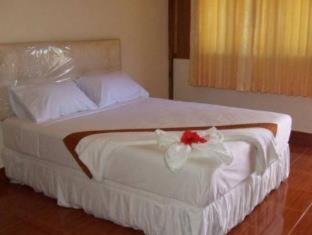 Ko Lanta House | Relaxing Ocean View at Poonsap Resort with Pool Access