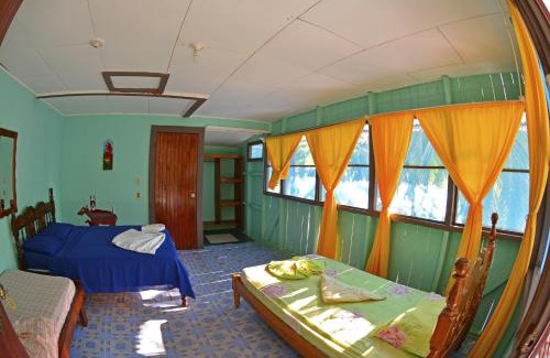 Drake Bay Cabin | Budget-Friendly Poor Man's Paradise Lodge with Ocean View