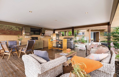 Mount Nathan Villa | Pet-Friendly Poorinda Gold Coast Villa with Pool & Family Fun