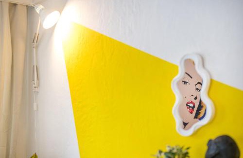 Sued Apartment | Unique Pop Art Loft with Breakfast Overlooking Koblenz