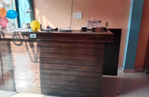 Auraiya Hotel | Cozy POP B Shri Ram Hotel with Breakfast & Family-Friendly Perks