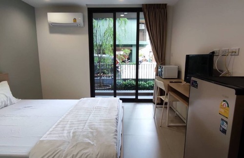 Rong Muang Condo | Budget-Friendly POP Heritage BKK Siam - Family Friendly Stay