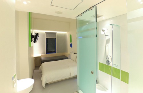 Bandung Hotel | Budget-Friendly POP! Hotel Festival Citylink in Bandung