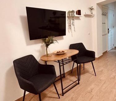 Vukov Spomenik Apartment | Family-Friendly Pop Luxury Apartments: Guest Rated 9.9/10