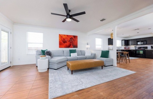 Boerne House | Colorful Escape at Presidio - Family-Friendly Fun Awaits