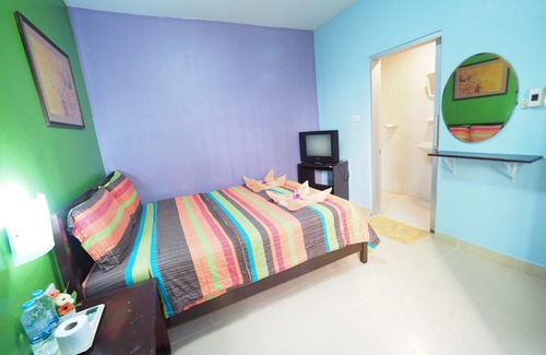 Ao Nang House | Popeye Guesthouse: Budget-Friendly with Breakfast Included